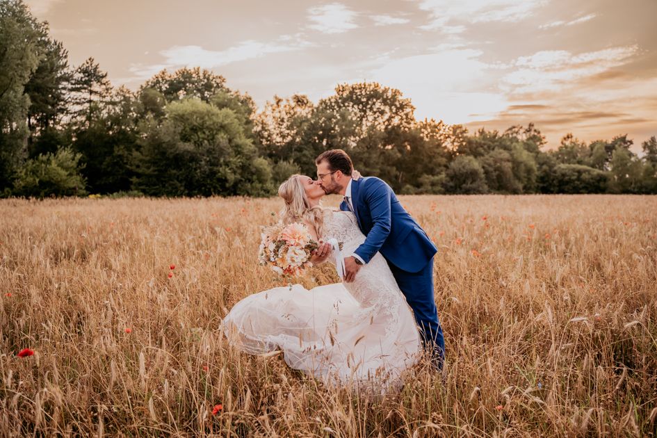 Romantische trouwfoto's Romantische sprookjesachtige foto's door de huwelijksfotograaf te Vosselaar